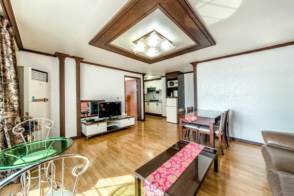 Jeju Hue Pension Согвипхо Экстерьер фото